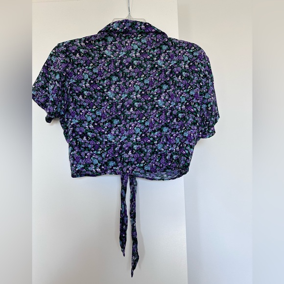 American Apparel Floral Tie-Up Crop Top - Picture 2 of 3